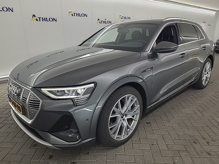 Foto 2 van Audi e-tron