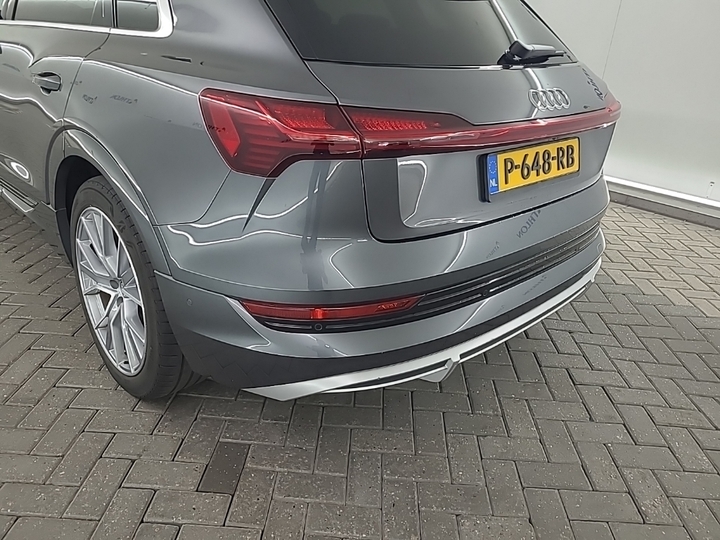 Foto 19 van Audi e-tron