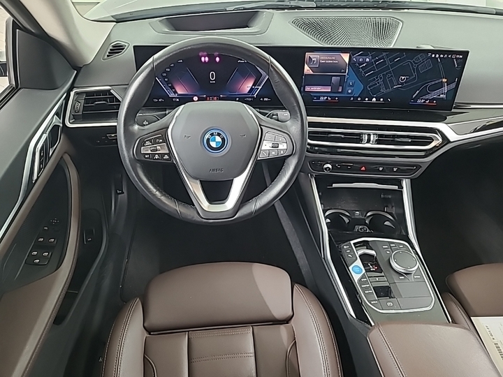 Foto 9 van BMW i4