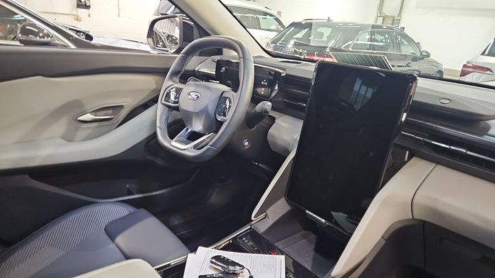 Foto 8 van Ford Explorer EV