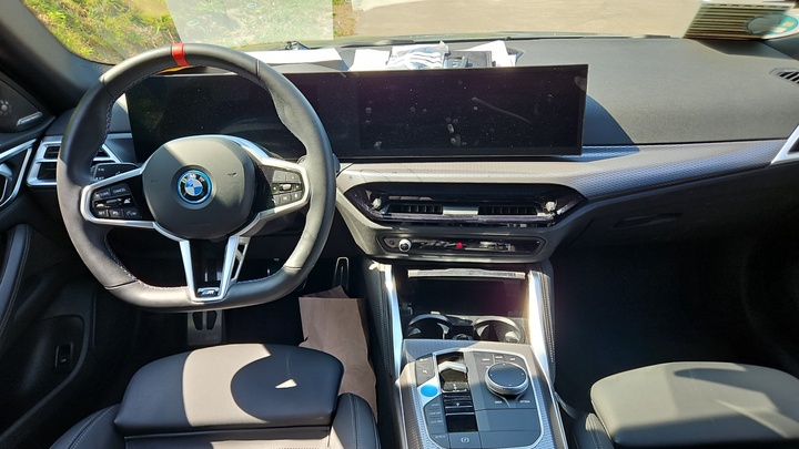 Foto 7 van BMW i4