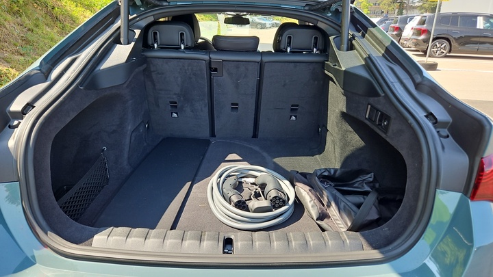 Foto 9 van BMW i4