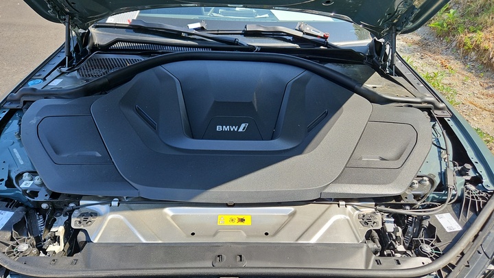 Foto 12 van BMW i4
