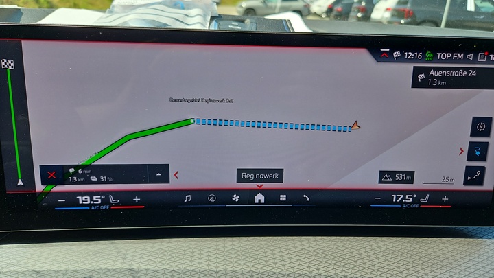 Foto 14 van BMW i4