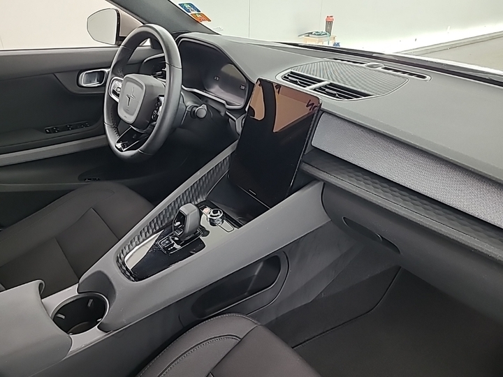 Foto 7 van Polestar 2