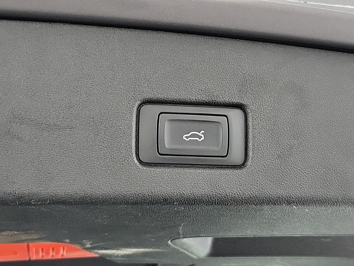 Foto 14 van Audi Q4 e-tron