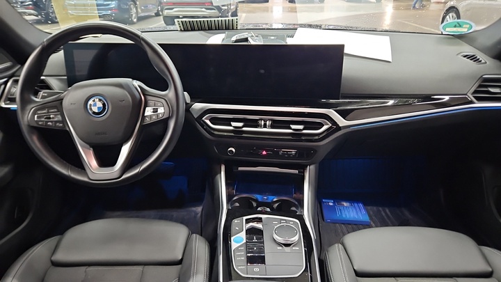 Foto 5 van BMW i4