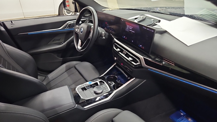 Foto 6 van BMW i4