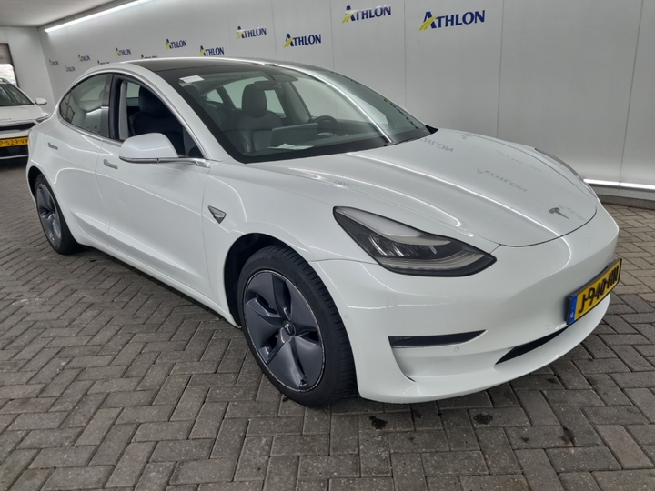 Foto 3 van Tesla Model 3