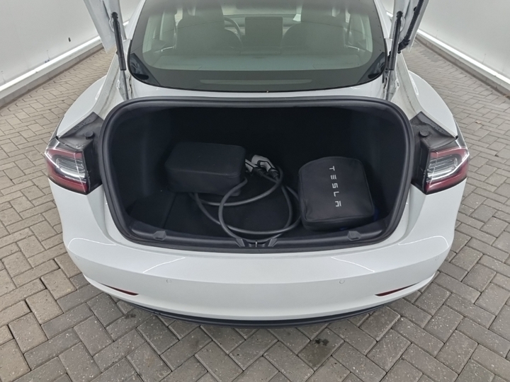 Foto 6 van Tesla Model 3