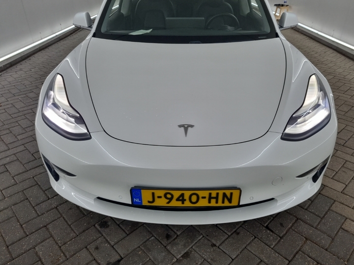 Foto 17 van Tesla Model 3
