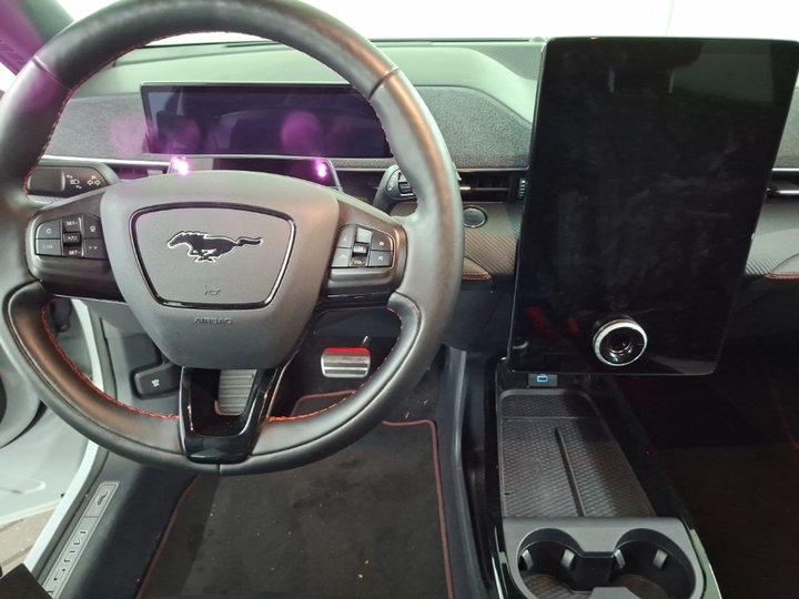 Foto 11 van Ford Mustang