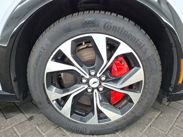 Foto 19 van Ford Mustang