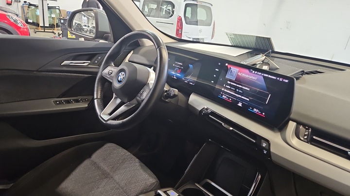 Foto 8 van BMW ix1