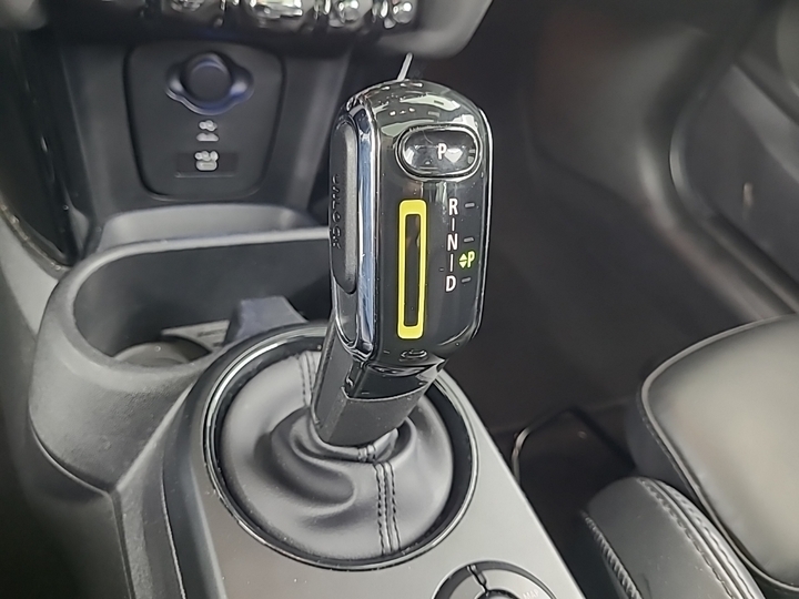 Photo 12 of MINI Electric