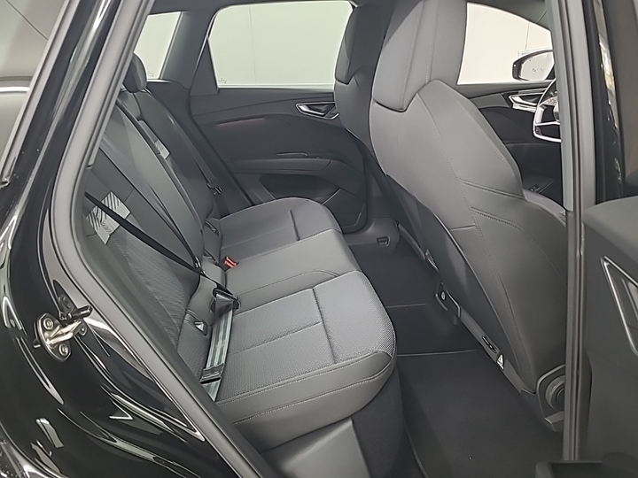 Foto 7 van Audi Q4 e-tron
