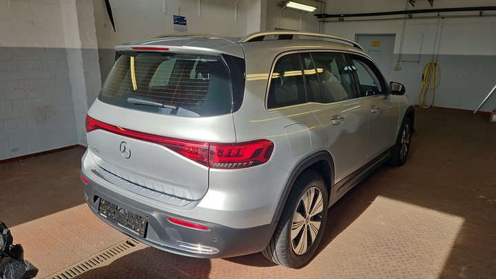Foto 5 van Mercedes EQB