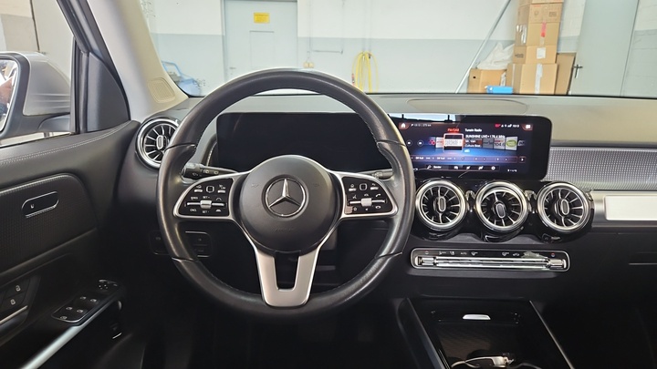 Foto 7 van Mercedes EQB