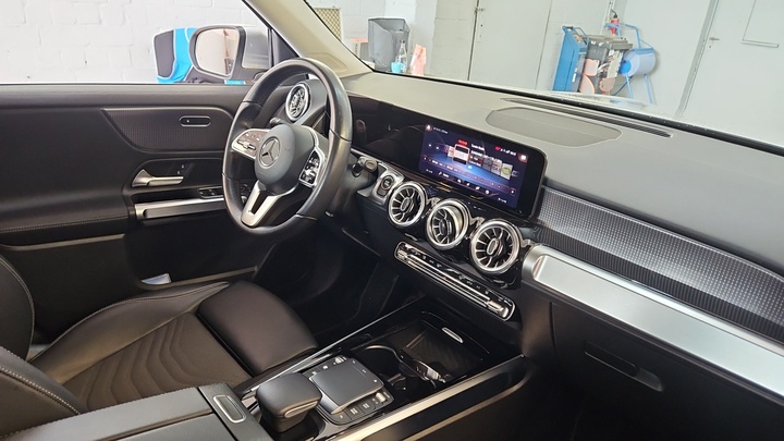 Foto 8 van Mercedes EQB