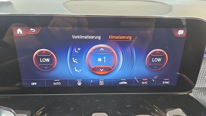 Foto 15 van Mercedes EQB