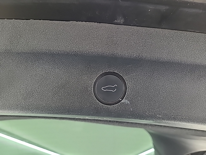 Photo 14 of Tesla Model Y