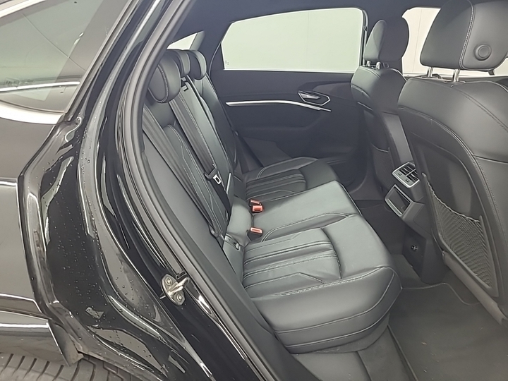 Foto 8 van Audi e-tron sportback