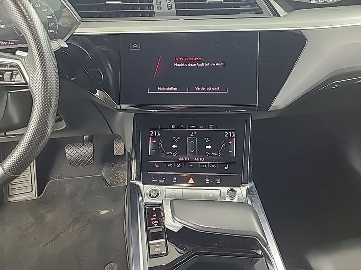 Foto 11 van Audi e-tron sportback