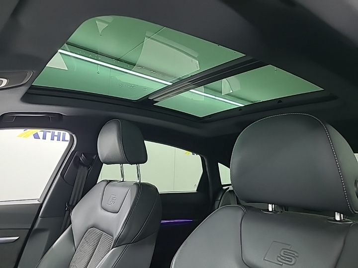 Foto 20 van Audi e-tron sportback