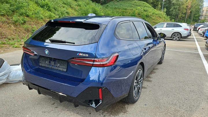 Foto 5 van BMW i5