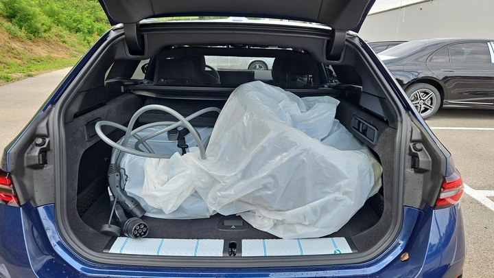 Foto 9 van BMW i5
