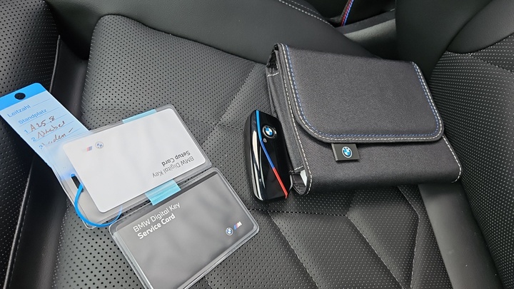 Foto 13 van BMW i5