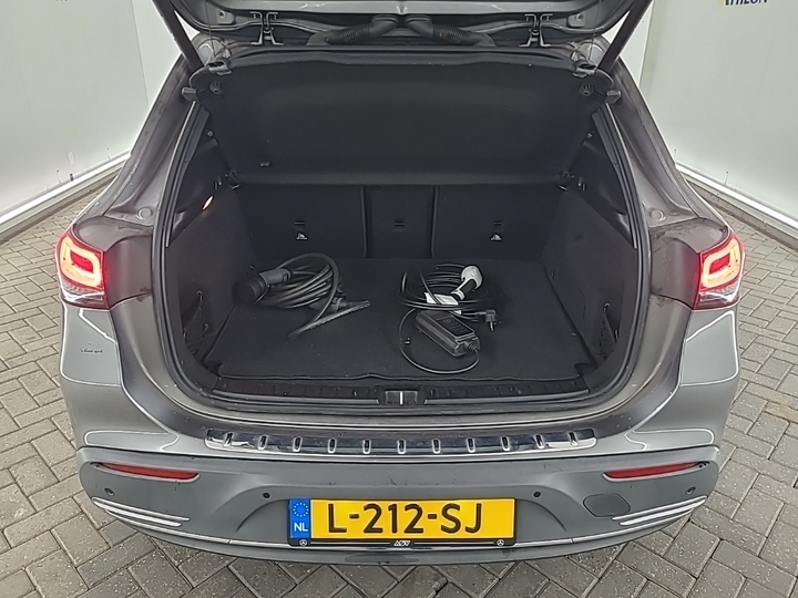 Foto 6 van Mercedes EQA