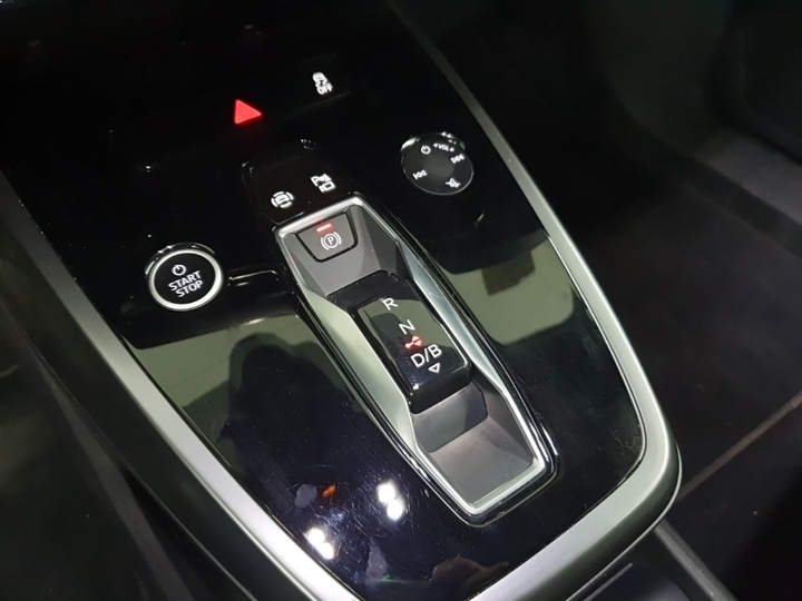 Foto 13 van Audi Q4 e-tron