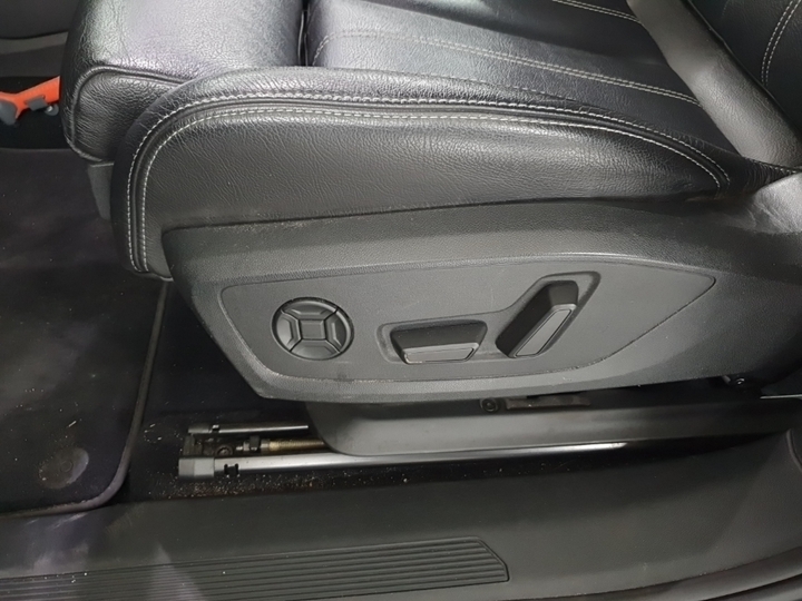 Foto 17 van Audi Q4 e-tron