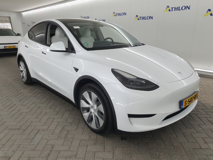 Photo 3 of Tesla Model Y