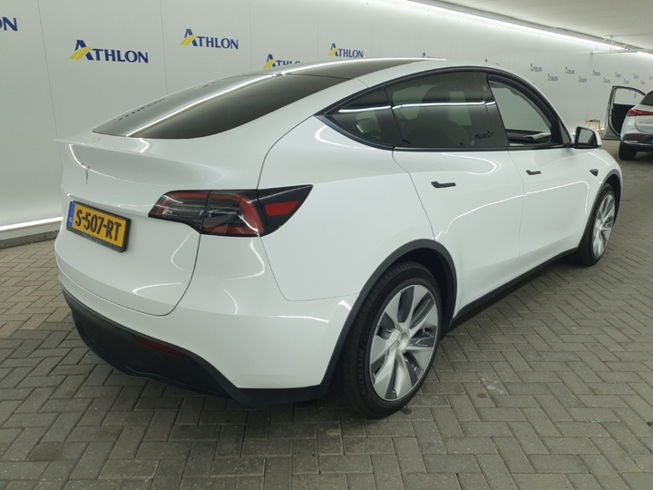 Photo 4 of Tesla Model Y