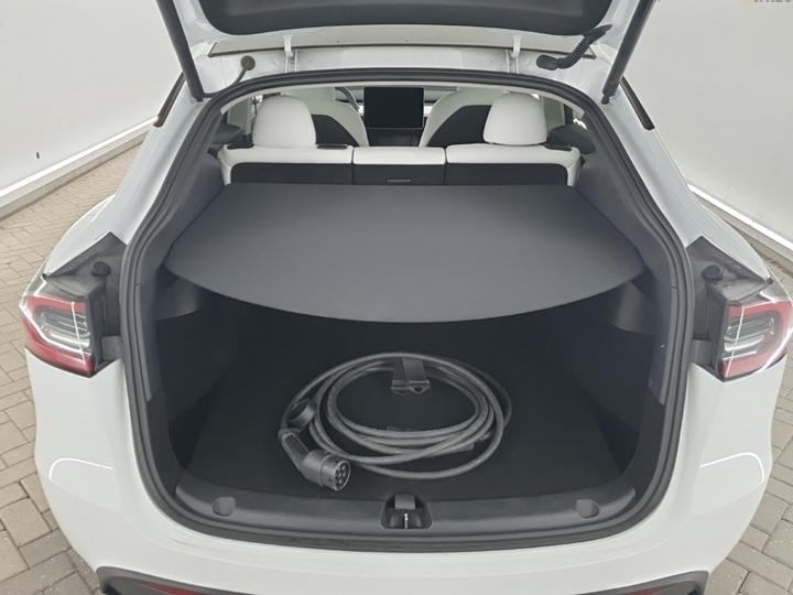 Photo 6 of Tesla Model Y