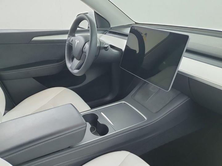 Photo 7 of Tesla Model Y