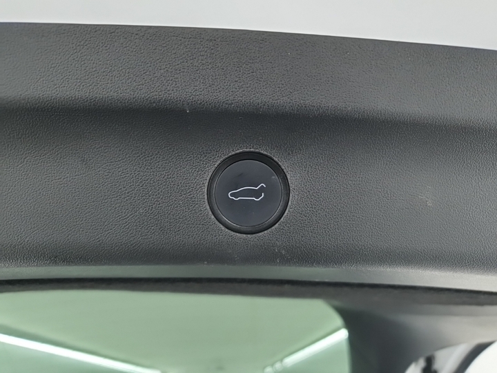 Photo 15 of Tesla Model Y