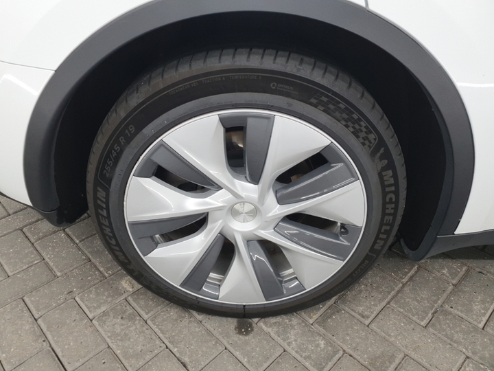 Photo 22 of Tesla Model Y