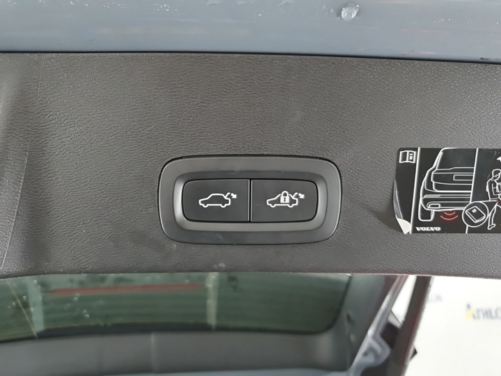 Foto 15 van Volvo XC40 Recharge