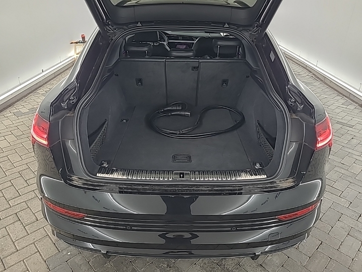 Foto 6 van Audi e-tron sportback