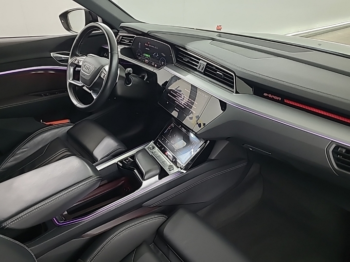 Foto 7 van Audi e-tron sportback