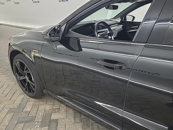 Foto 19 van Audi e-tron sportback