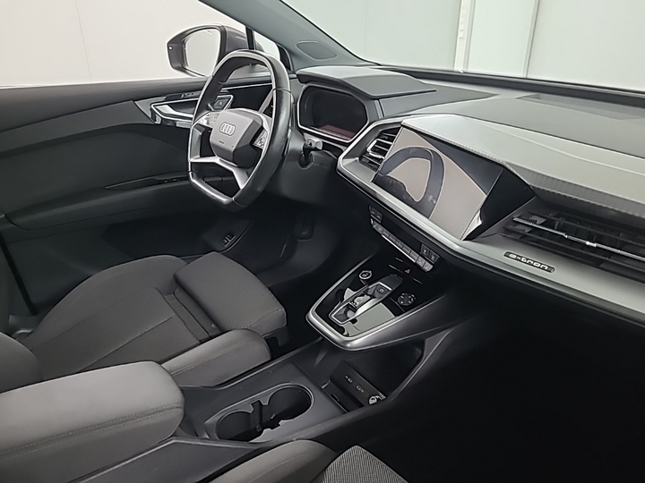 Foto 7 van Audi Q4 e-tron
