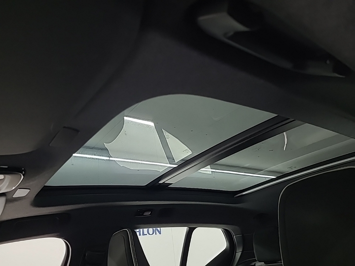 Photo 18 of Volvo XC40 Recharge
