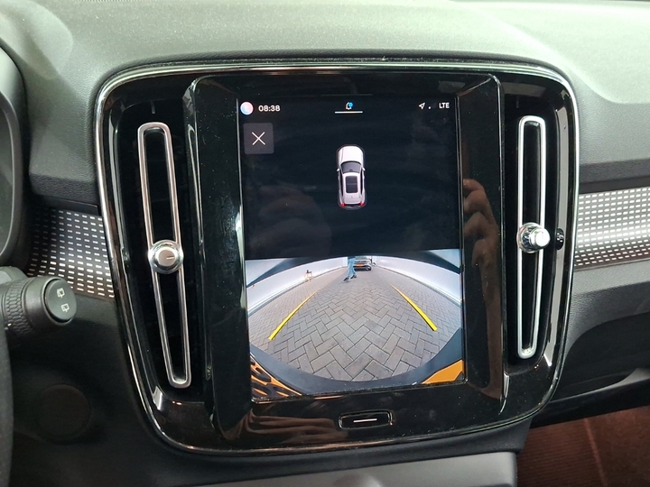 Foto 17 van Volvo XC40 Recharge