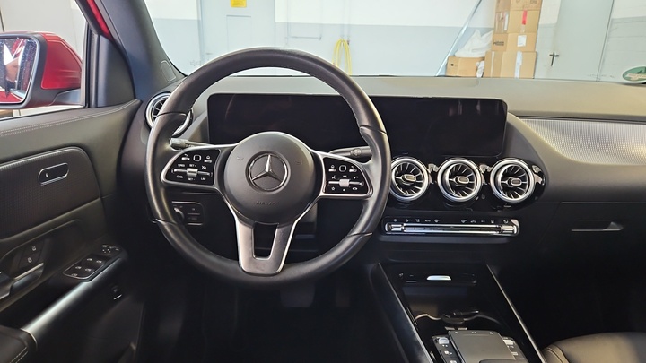 Foto 6 van Mercedes EQA