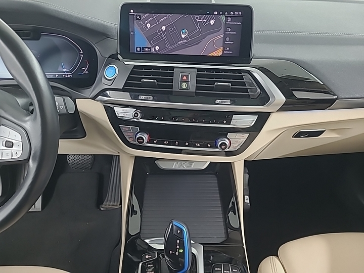 Foto 9 van BMW ix3