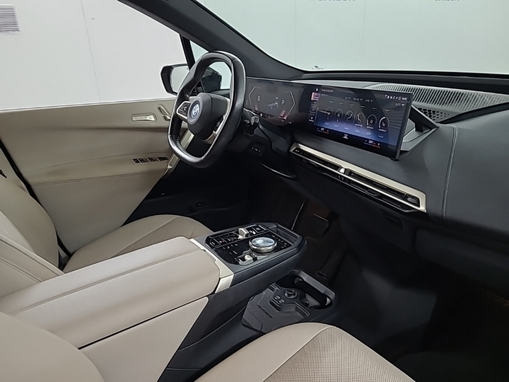 Foto 7 van BMW iX
